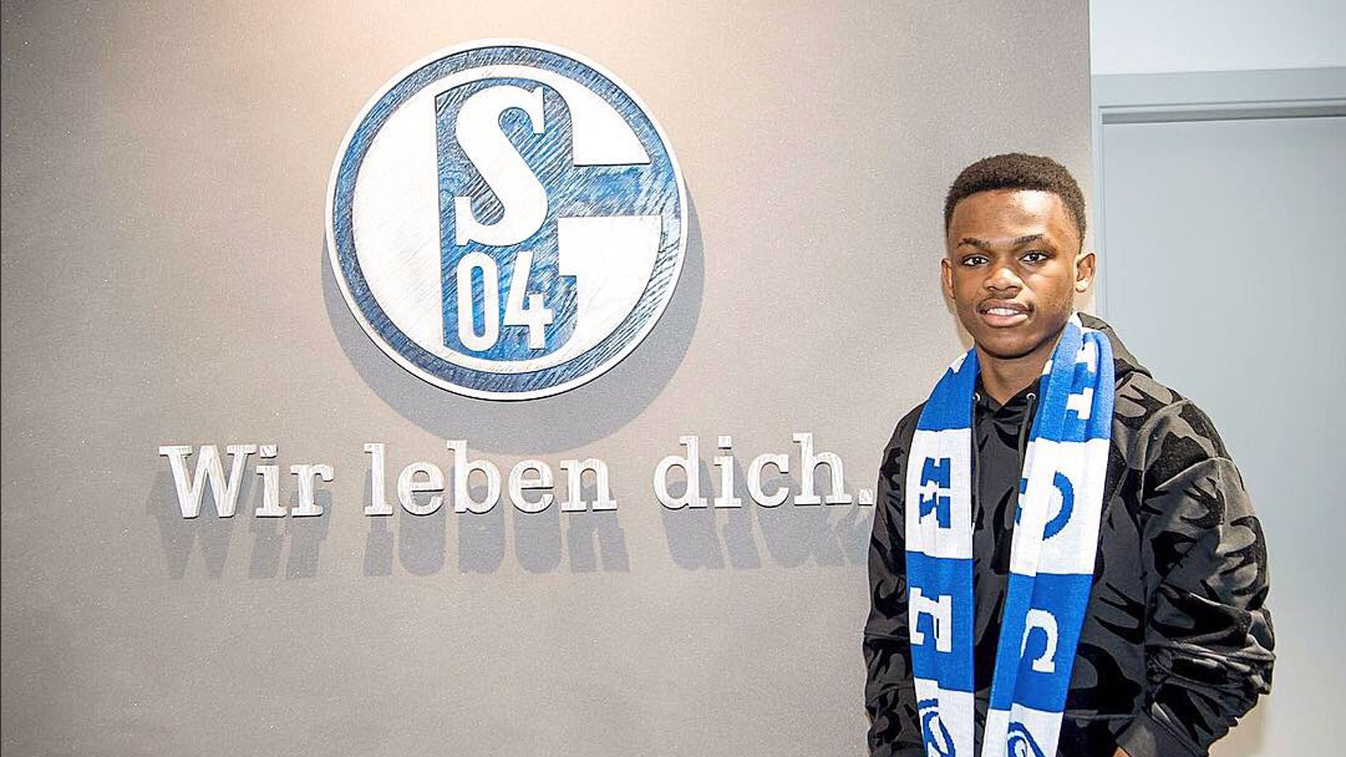 球员承担进 球员承担进